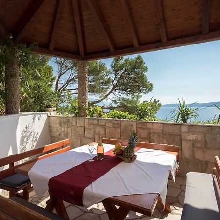 Beach Time Villa Omis Bagian luar foto