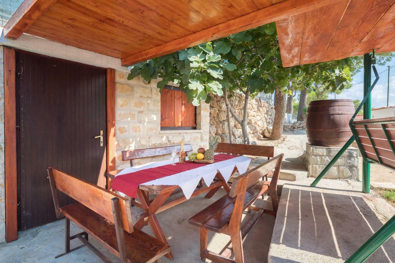Beach Time Villa Omis Bagian luar foto