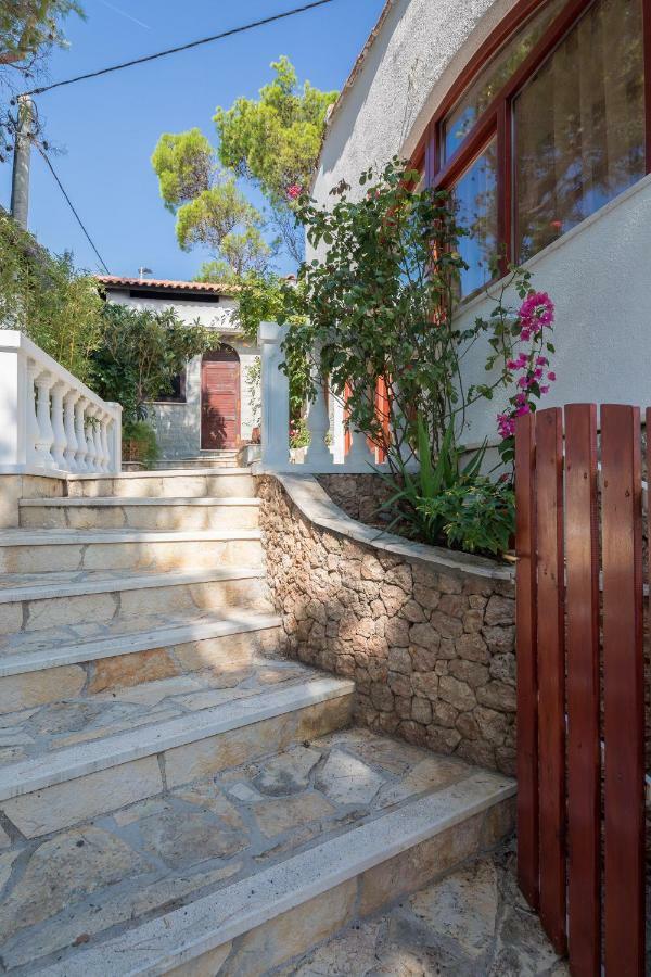 Beach Time Villa Omis Bagian luar foto