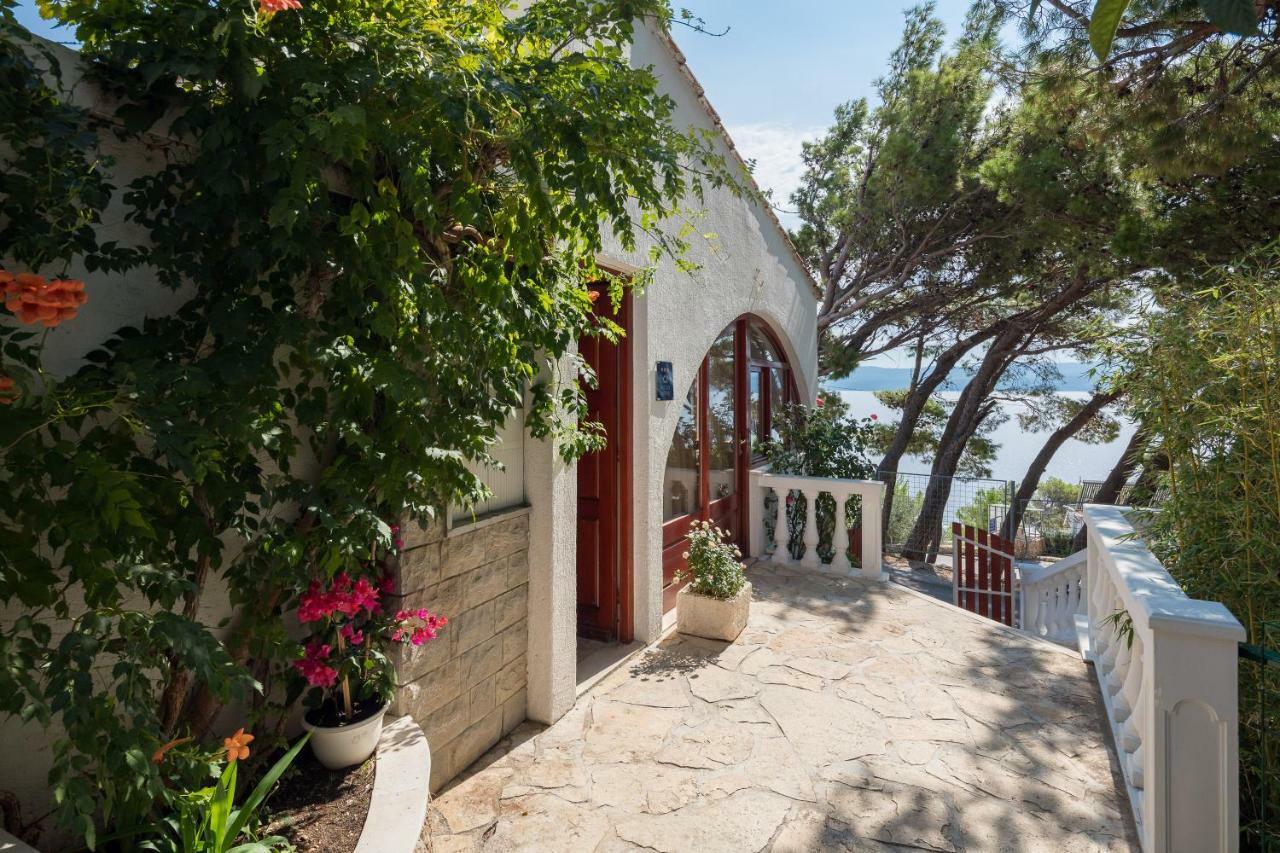 Beach Time Villa Omis Bagian luar foto